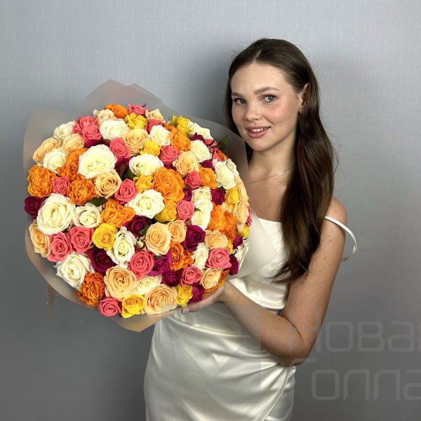 Букет 101 роза микс 40 см 